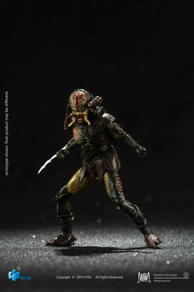 [APR218534] PREDATORS FIGURA 11 CM ESCALA 1/18
